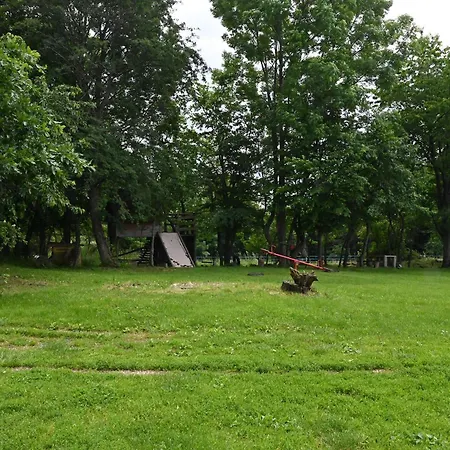 Modrá * Pliešovce